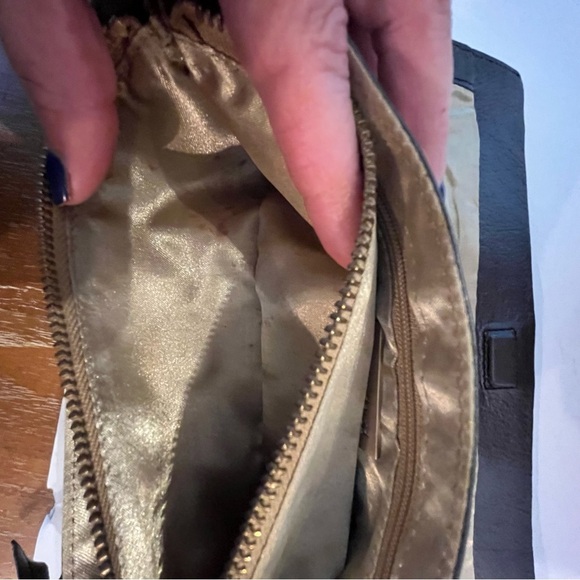 Designer Charles David Women’s Leather Clutch Taupe/Pewter Sequins Gold interior - Picture 9 of 13